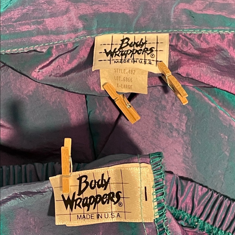 Vintage Body Wrappers Windbreaker Set - Picture 13 of 17
